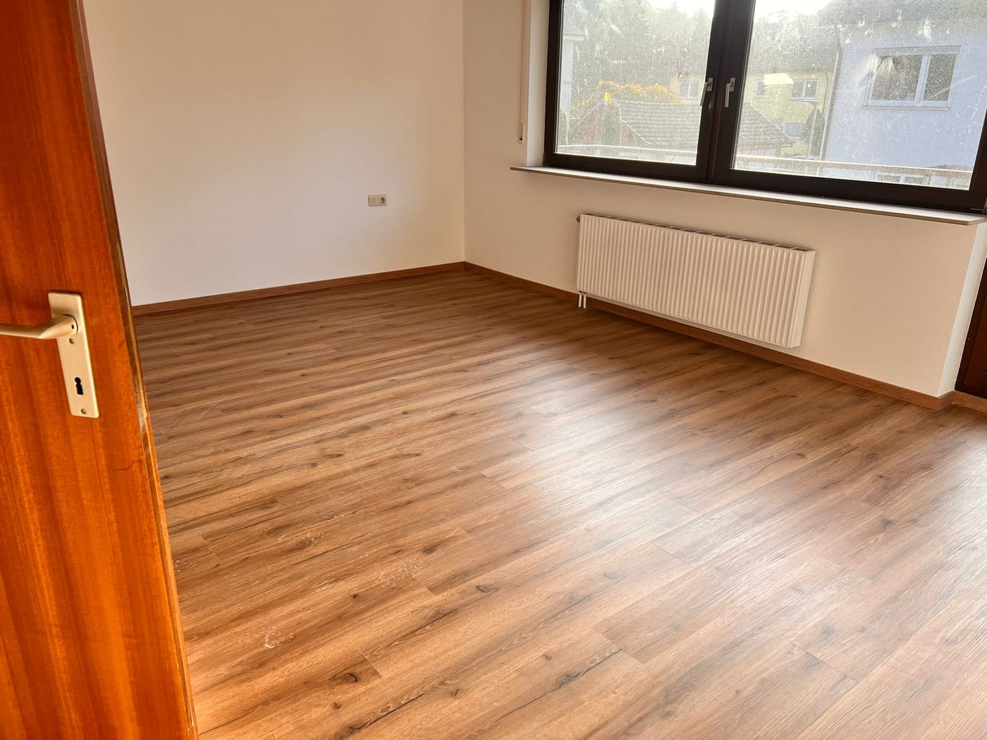 Zimmer nach der Sanierung